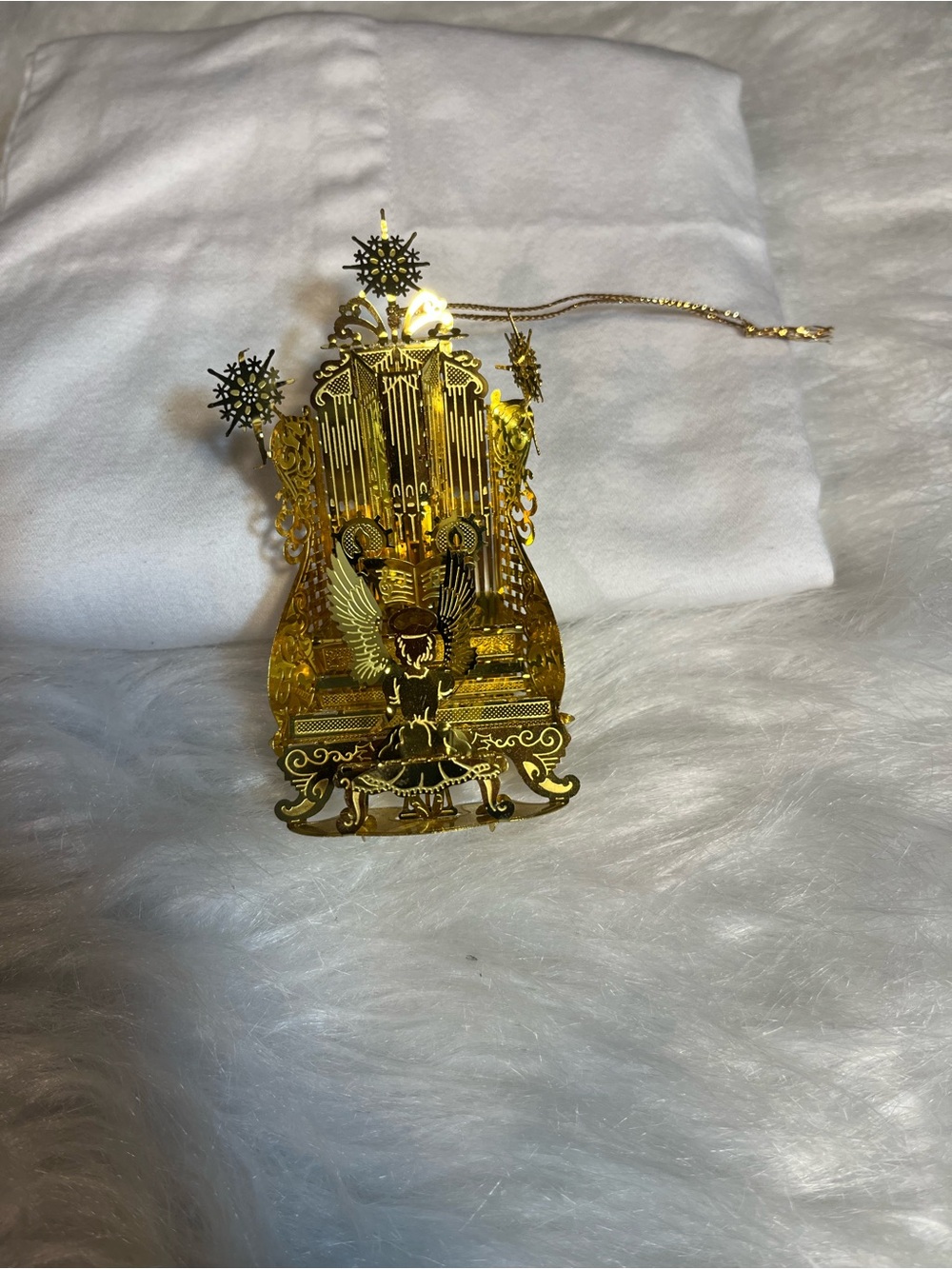 1993 Danbury Mint 23K Gold Angel Playing Pipe Organ Ornament